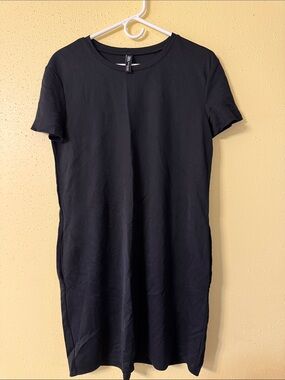 Black Crewneck T-Shirt Dress - ZARA